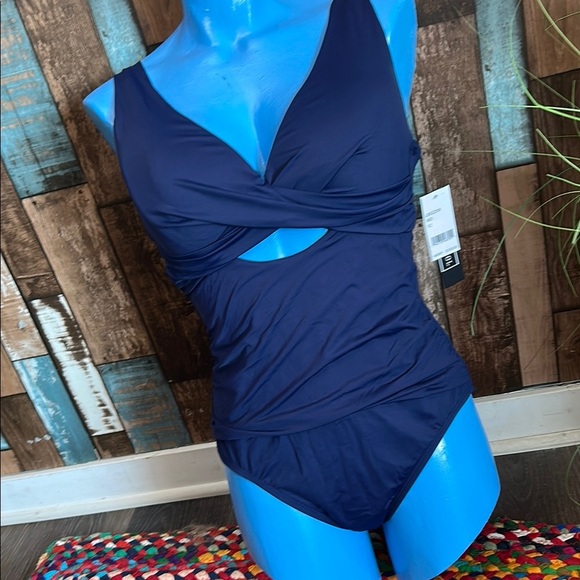 LA BlANCA 12 Women’s Navy Swimsuit - Picture 15 of 16